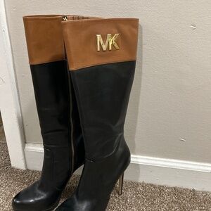 -Micheal Kors boots